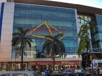 796px-Crossroads-Mall-4